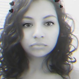 Meet your Posher, Rocio